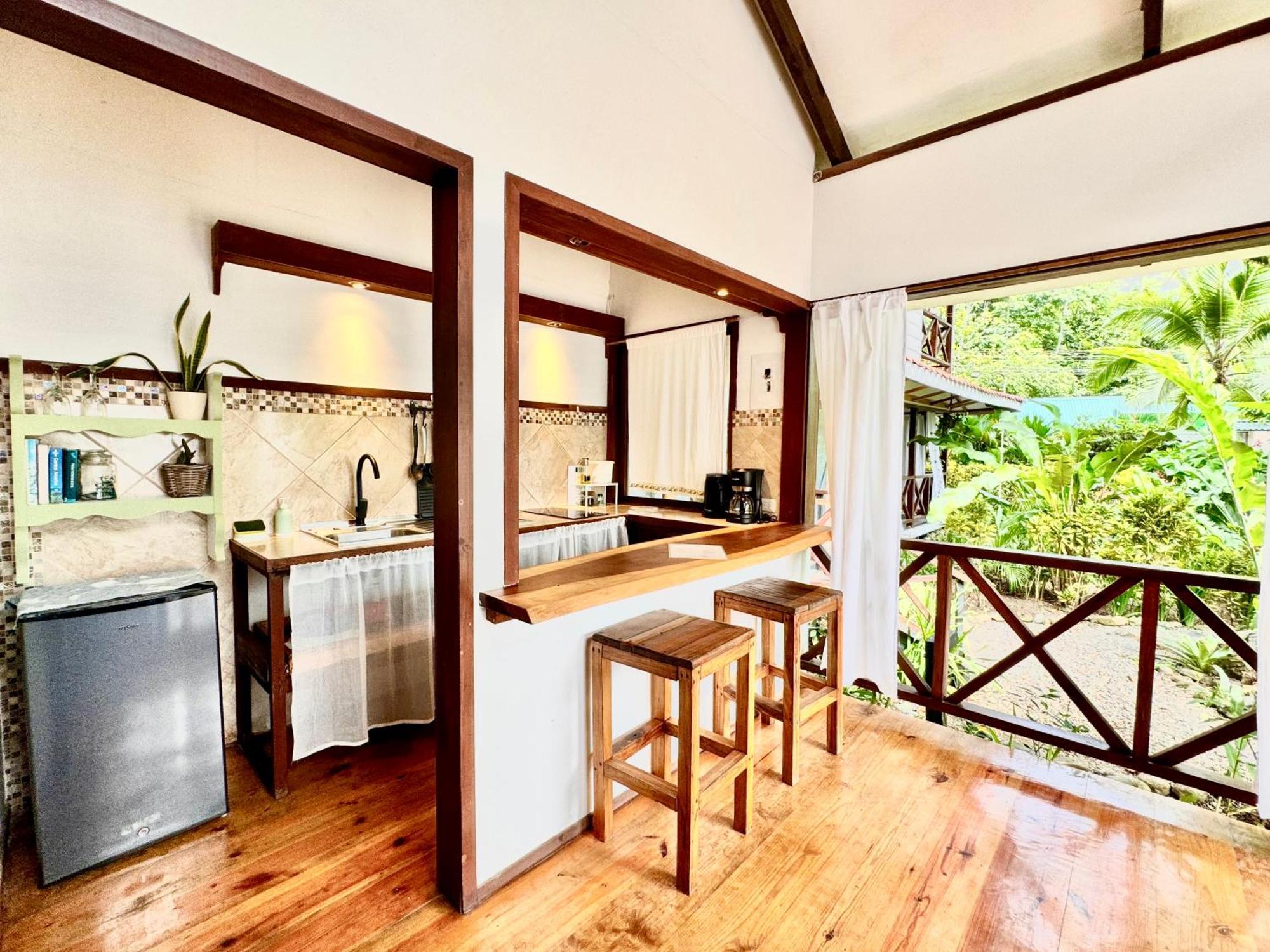 Chilamate Holiday House Puerto Viejo de Talamanca Bagian luar foto