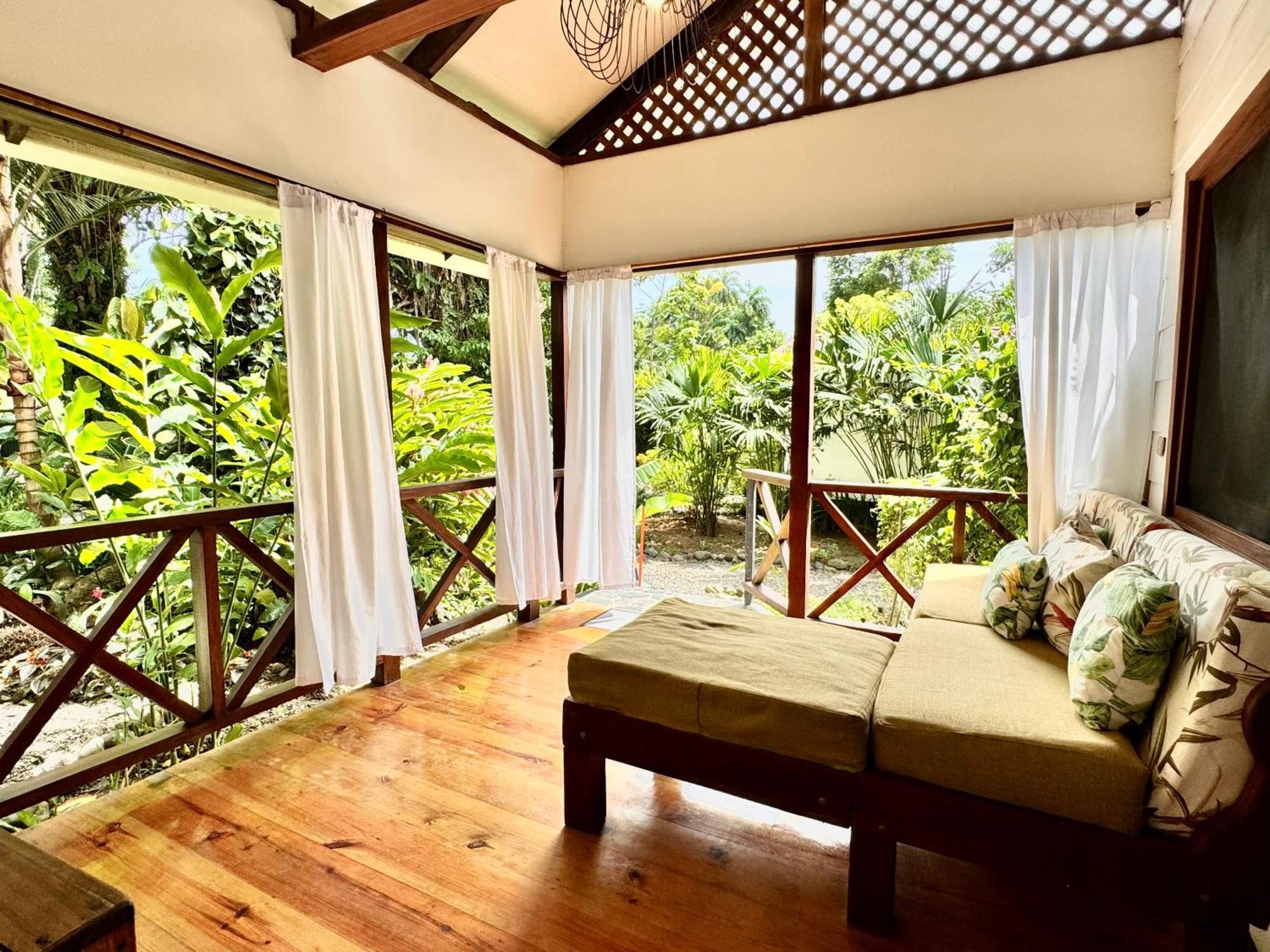 Chilamate Holiday House Puerto Viejo de Talamanca Bagian luar foto